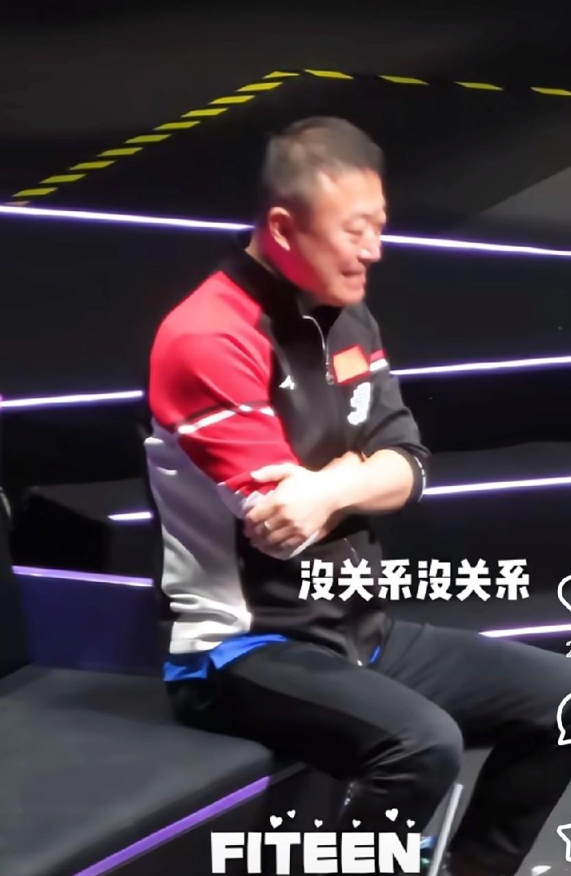 王曼昱今天已经上训了。今天是澳门冠军赛的最后一个比赛日，马琳和邱贻可教练可以休