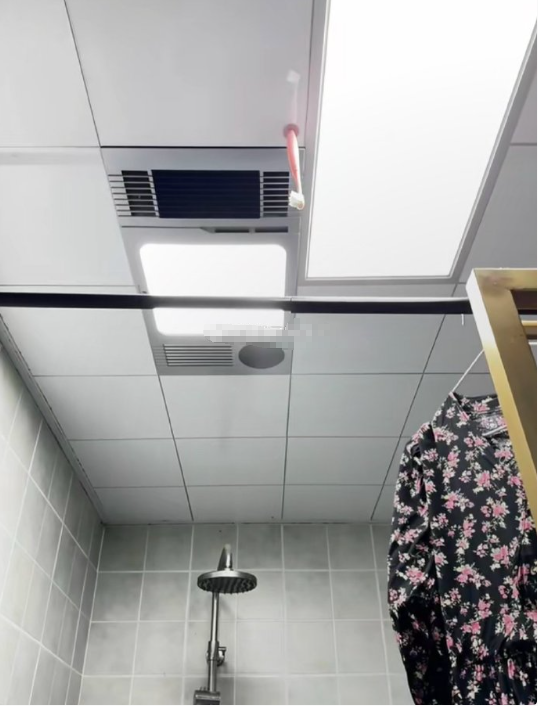 当158cm和185cm的情侣吵架后...​​​