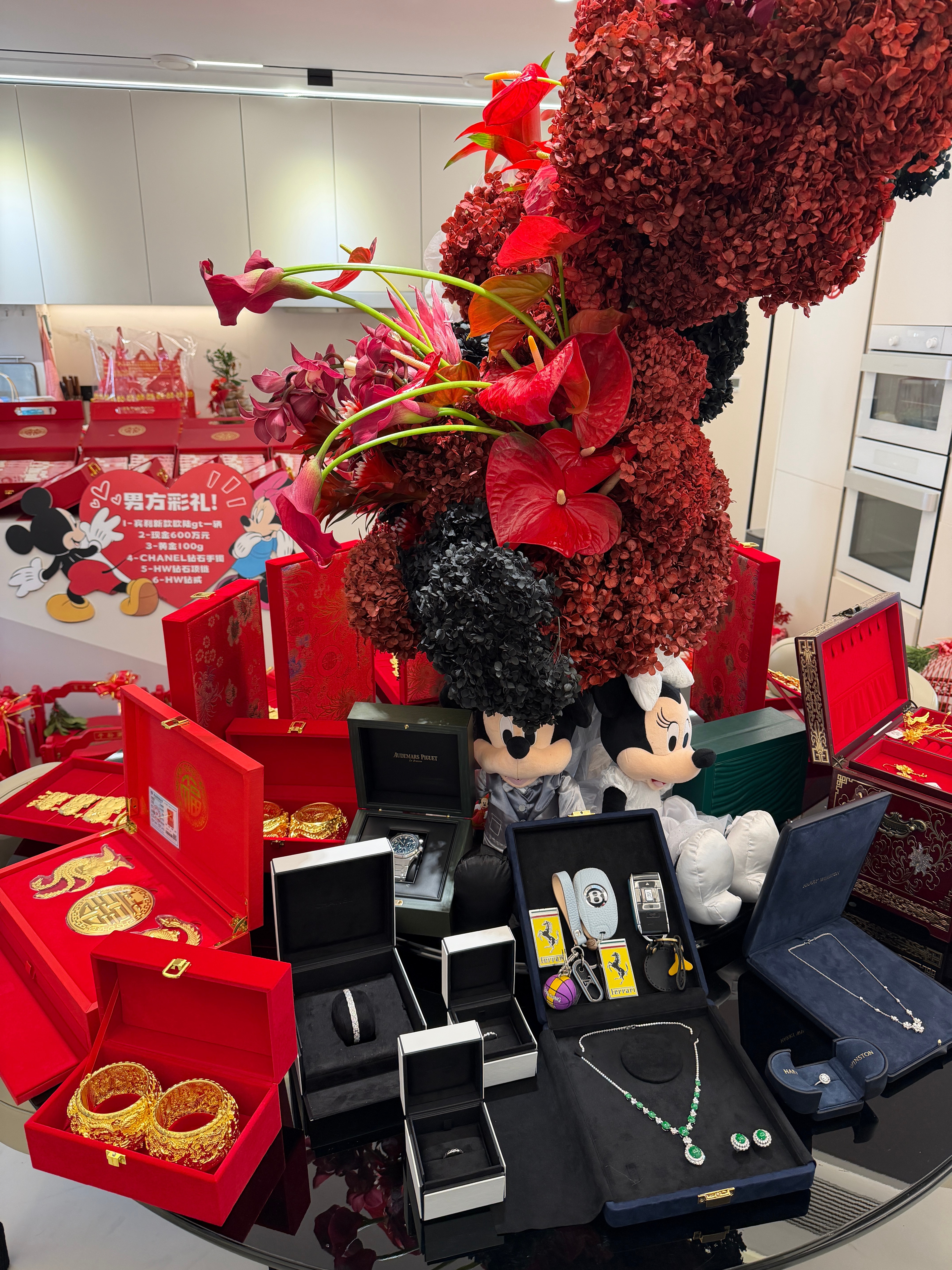 男女双方门当户对旗鼓相当啊