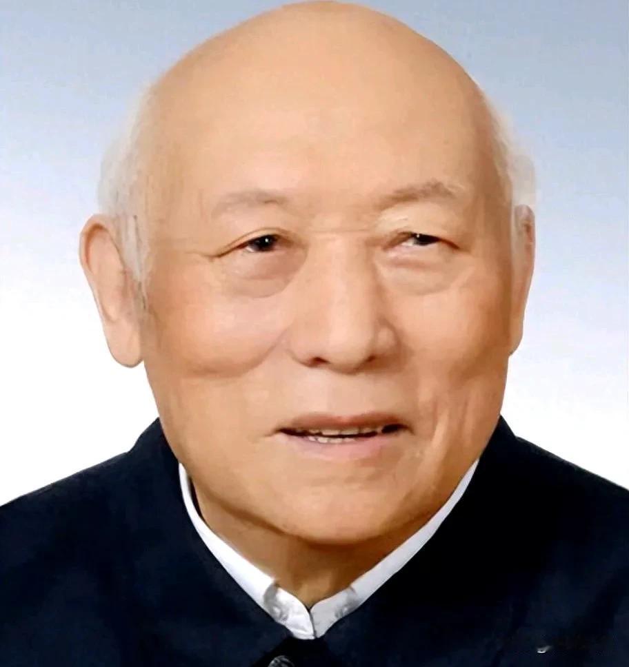 焦若愚1915年12月生于河南叶县，1936年9月投身革命工作并加入中国共产党，
