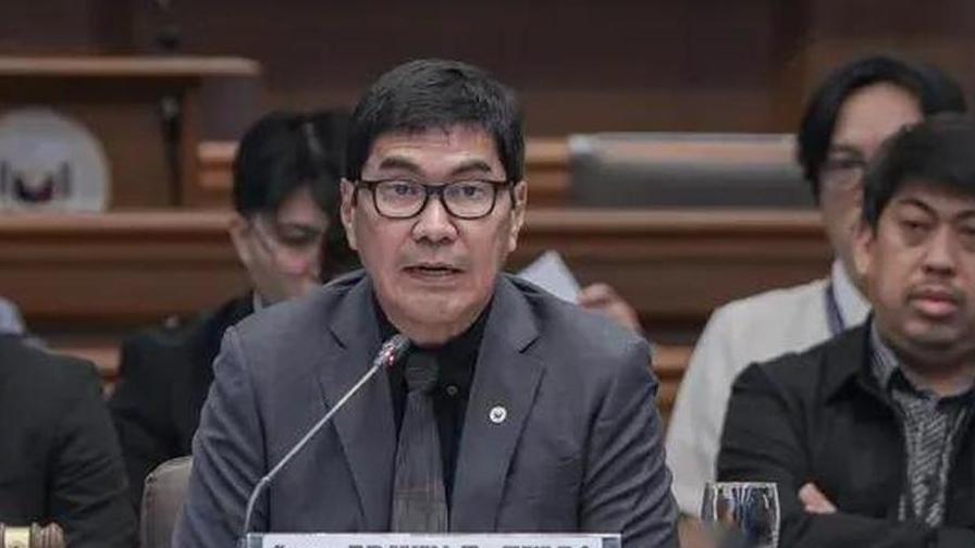 莎拉弹劾案，埃尔温·图尔福是推动降低定罪门槛的核心推手。公开信息显示，马科斯阵