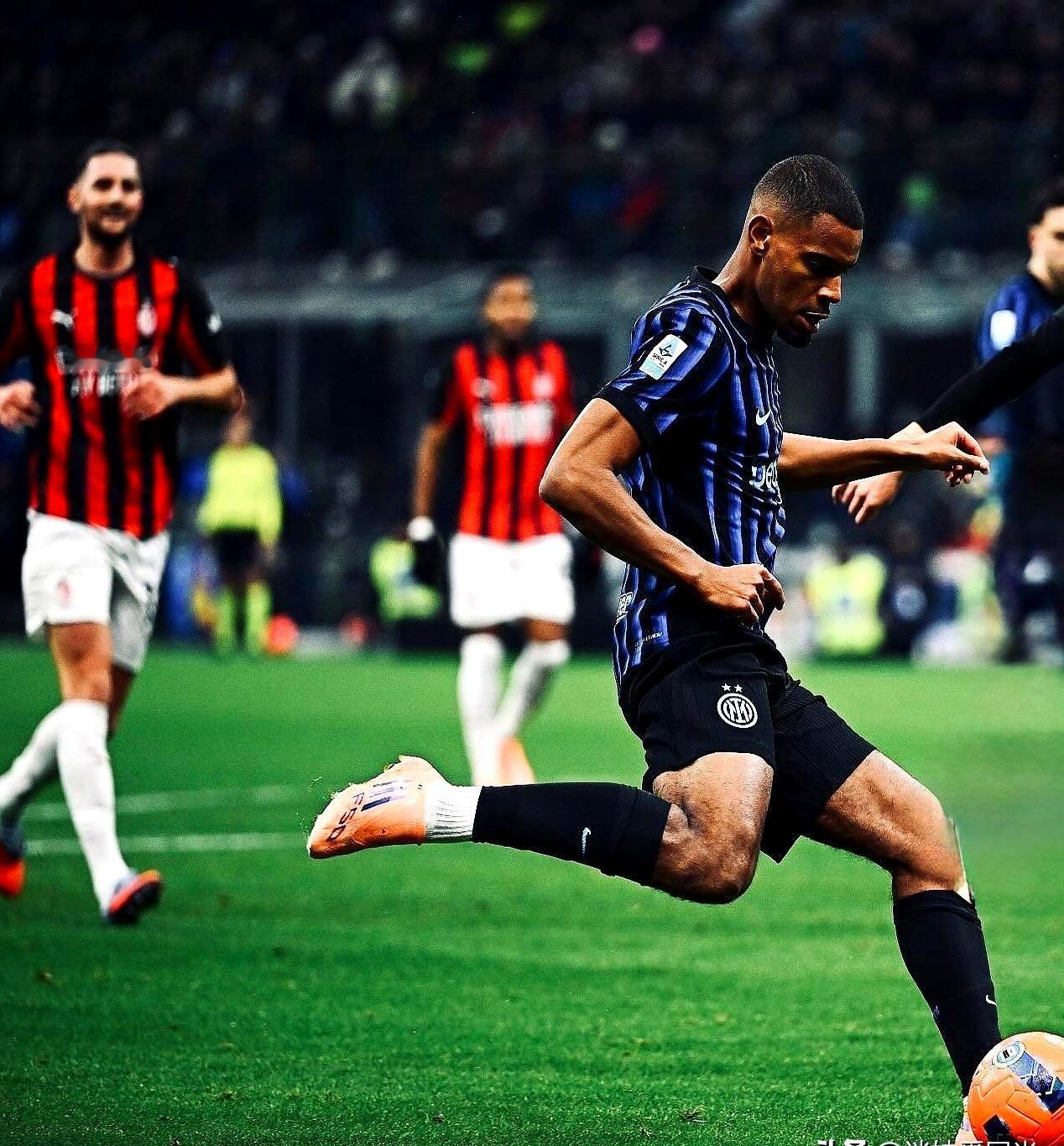 希望接下来的比赛能多迪乌夫许久未登场，齐沃最后10分钟换他很意外，有限时