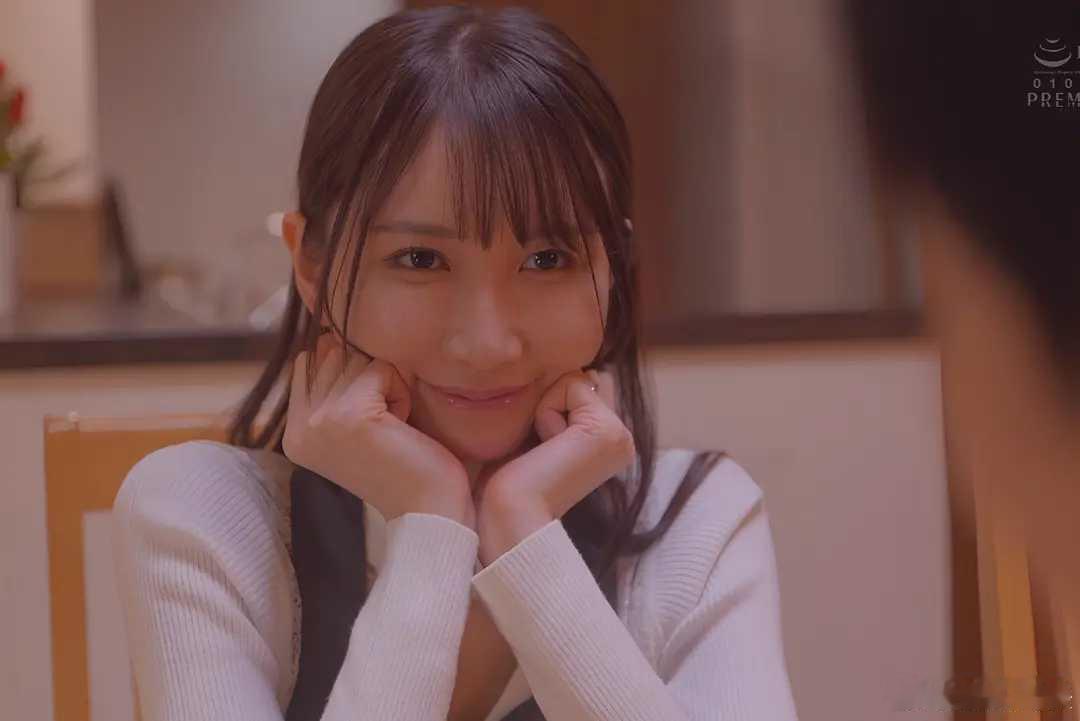 快坐下！