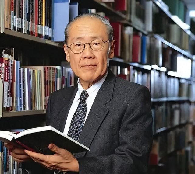 中国想取代美国领导世界？95岁的史学泰斗、新加坡国立大学特级教授王赓武近日在一场