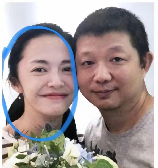 我跟我闺蜜说，姚晨曹郁离婚多年，为啥现在才发声明啊？我闺蜜哼了一声说，不就是怕像