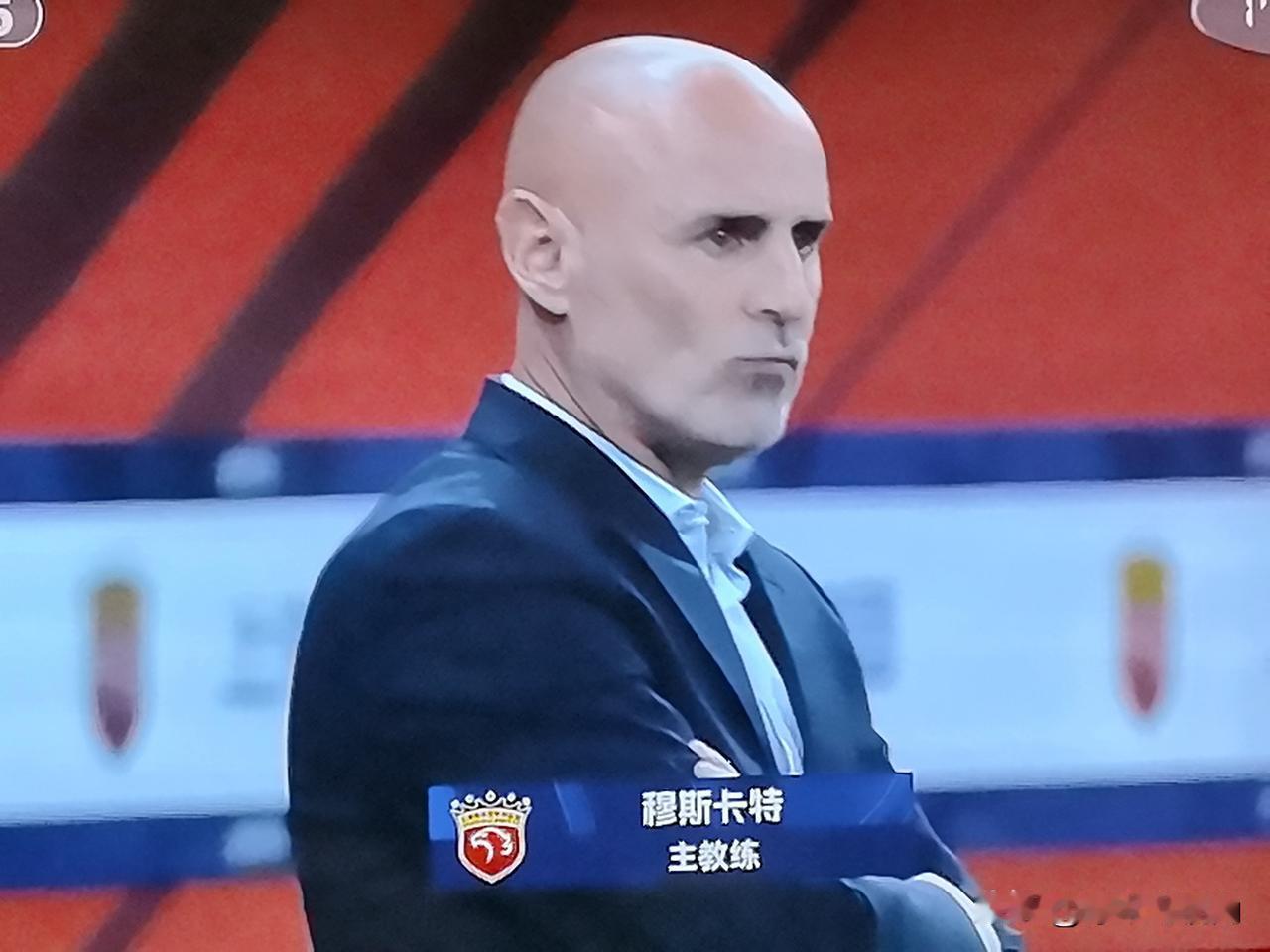 海港亚冠输球另有原因！海港亚冠又输了，又是阵容不整导致比赛失败。大家本以为冠