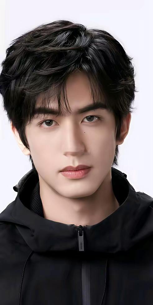 宋威龙演技好不好，人品咋样？我不评价。但有一点我敢确定，那就是他以后一定是个好爸