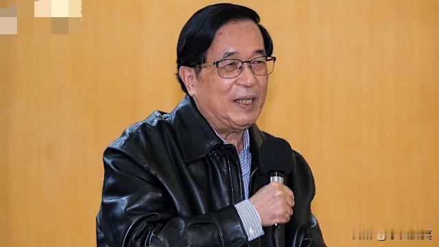 跟大家报告一个比较讽刺可笑的事，“新台湾智库”昨天（7日）公布最新民调，在历任台