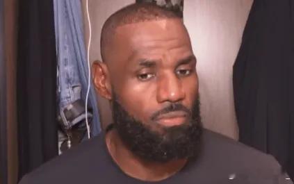 NBA常规赛，湖人88-103不敌快船。赛后，勒布朗-詹姆斯接受了采访，谈到了下