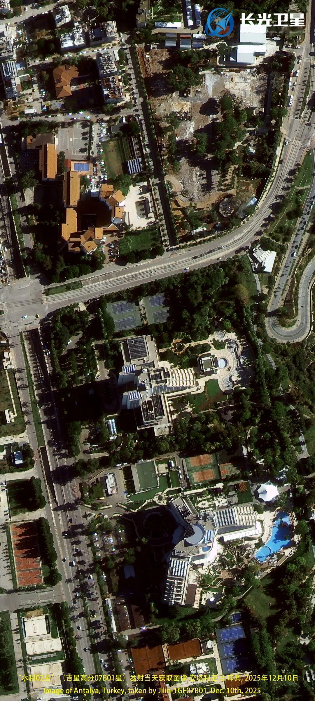 吉林一号高分07系列三颗卫星12月10日由力箭一号火箭成功发射，入轨后迅速自主完