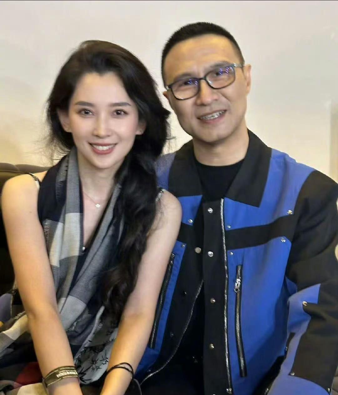 6月22日，汪峰牵宁静上热搜后，又牵森林北上了热搜！森林北真的很聪明！宁静属于