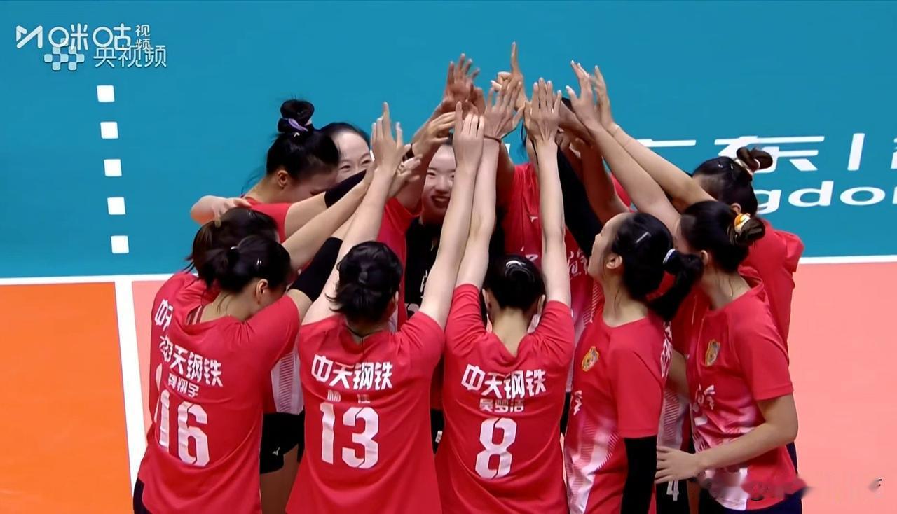 江苏女排“血洗”山东队问鼎全运会冠军，吴梦洁打穿杨涵玉+王梦洁的拦防线，斩获26