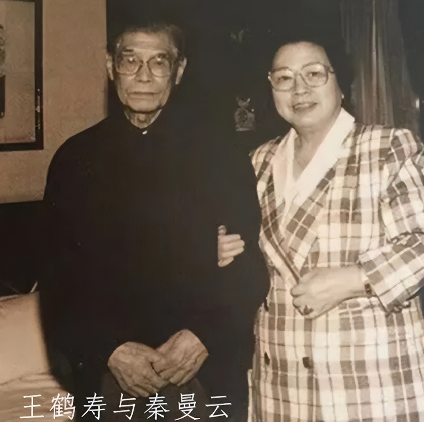 1934年，地下党李竹声接完头后准备回去，不料被特务秘密逮捕。他被捕后，供出了盛