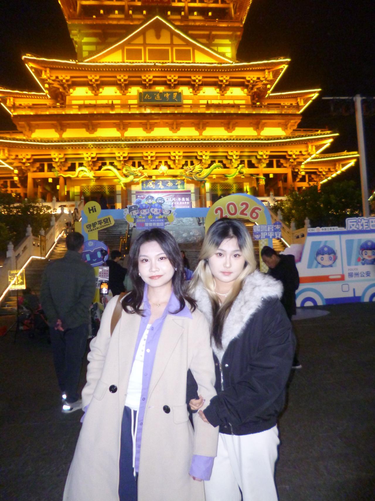 偶遇古镇，随拍几张。我的旅拍足迹闺蜜闺蜜在一起的样子闺蜜穿搭