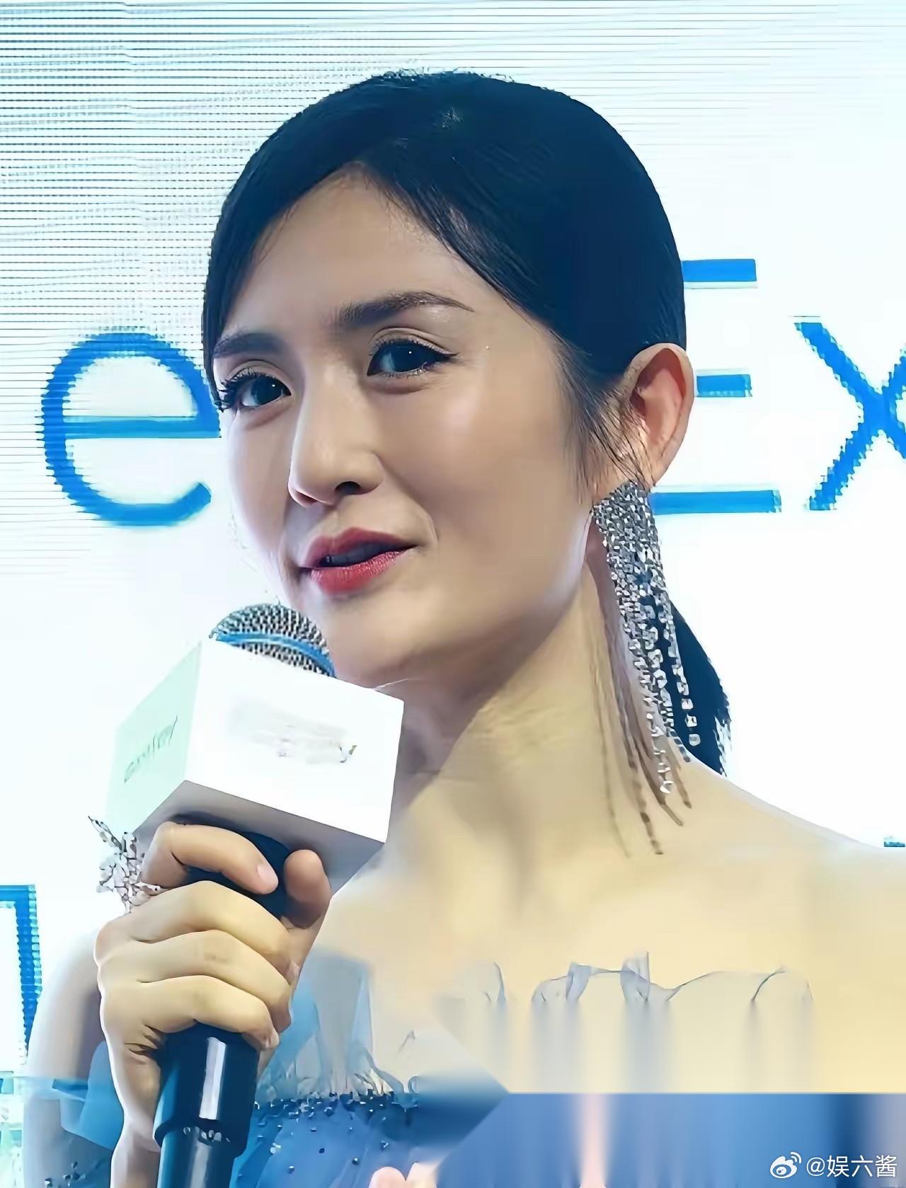 网友说的太对了面相是不会马扁人的，之前就有网友说，谢娜这个人一看就知道，是一