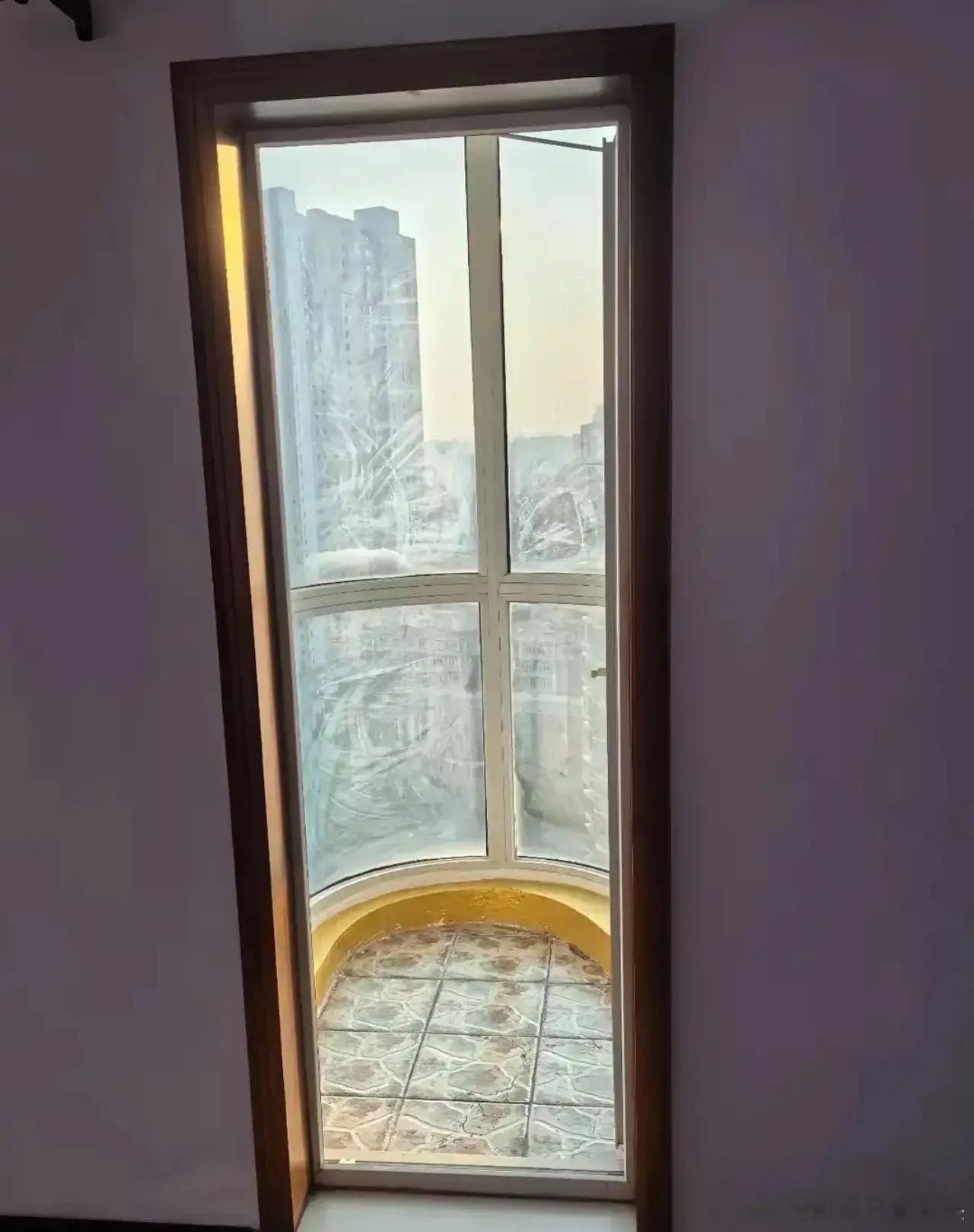 开发商送的这个阳台能干嘛，感觉是鸡肋​​​