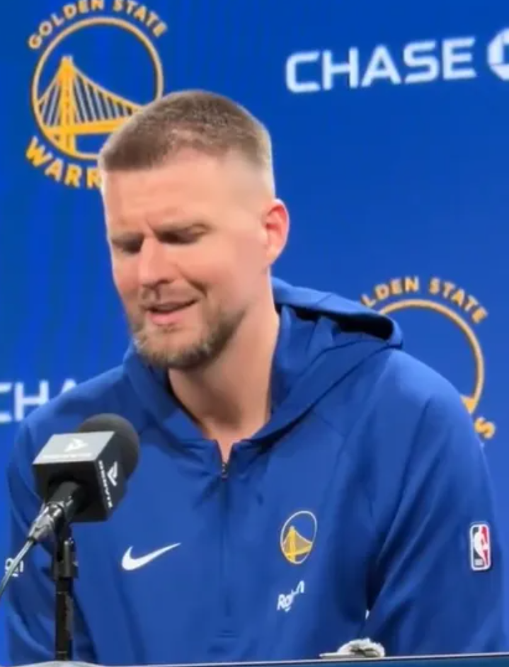 波尔津吉斯接受了记者采访，谈到了自己与德雷蒙德-格林同场搭档时的适配问题。波尔