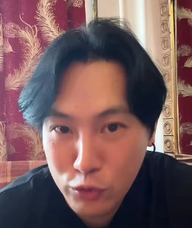 湾湾博主:你们应该感谢买酸辣粉的人！刚刚，湾湾博主直播时说:“汪小菲当时为了