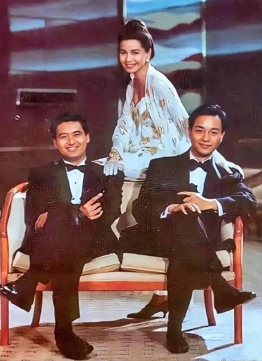 一般人真看不见这张照片的意思，周润发，张国荣，钟楚红都是有大格局的人，周润发和张