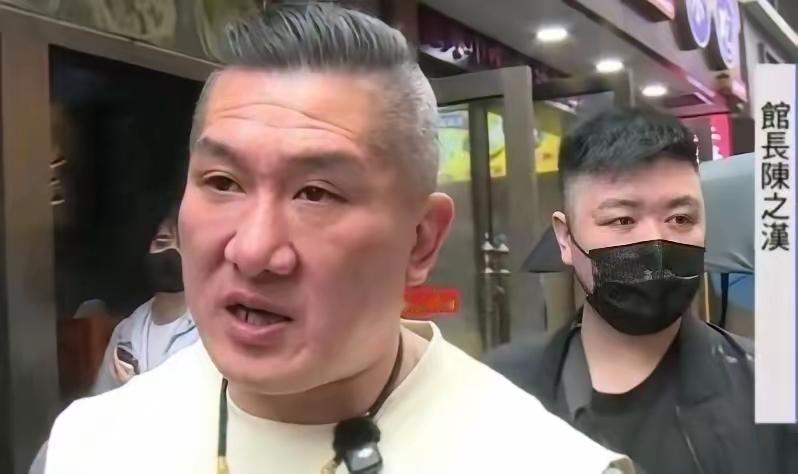 馆长说的一句话，很有道理，馆长说：“国民党打内战，输给了共产党，被赶到台湾来，在