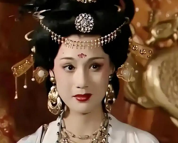 古代正史上的华妃：长子是皇帝，次子是太子，季子是亲王正史上真有这样的华妃三个