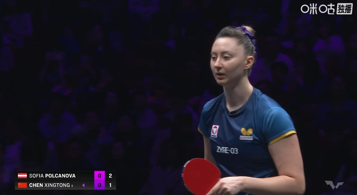 同样是身高臂长，波尔卡诺娃就没有陈熠灵活，面对身高超过180的大白鹅，同同就