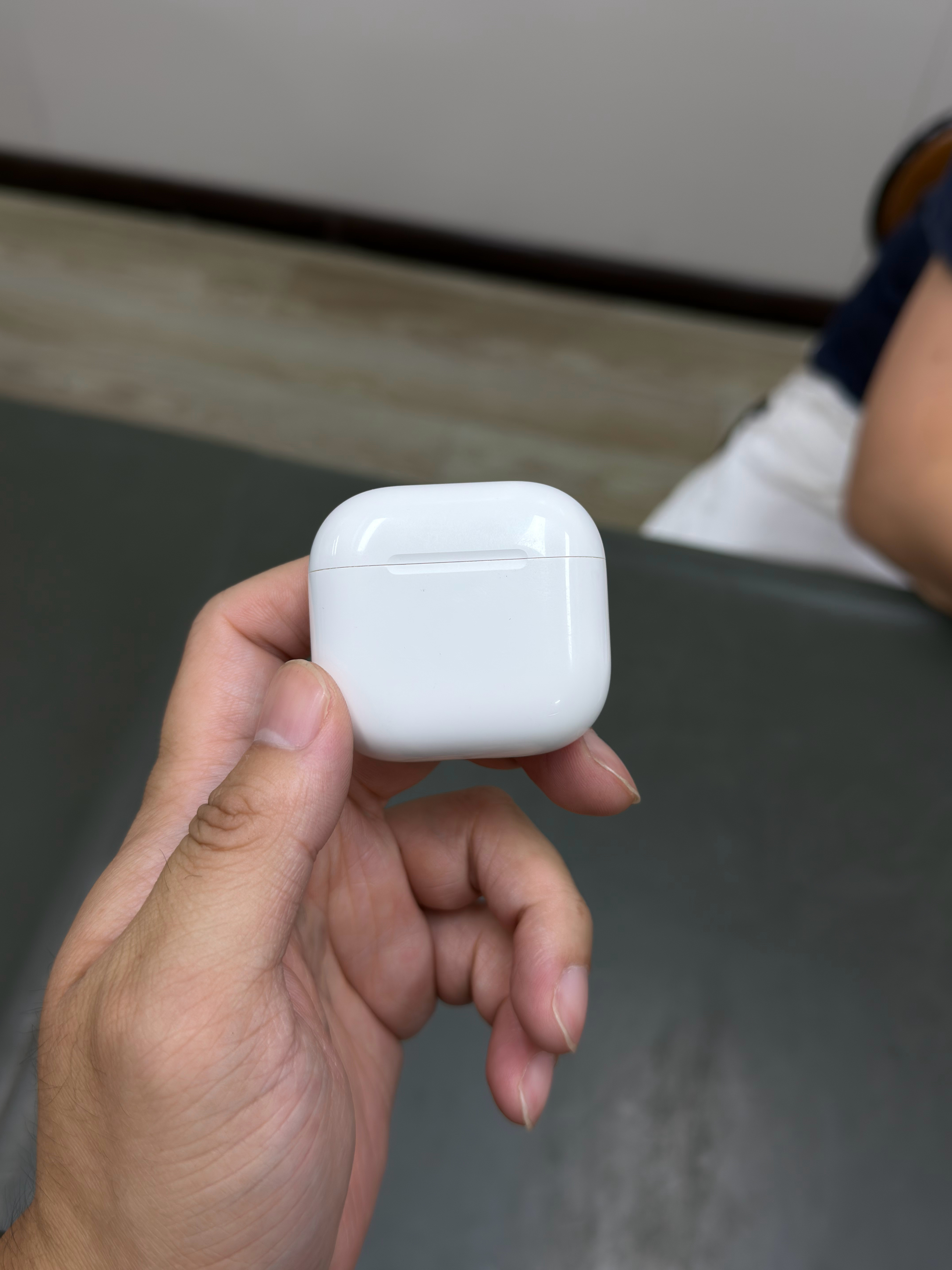AirPods4因为两个耳机电量差的比较多（大概差的有20%左右），保修后苹