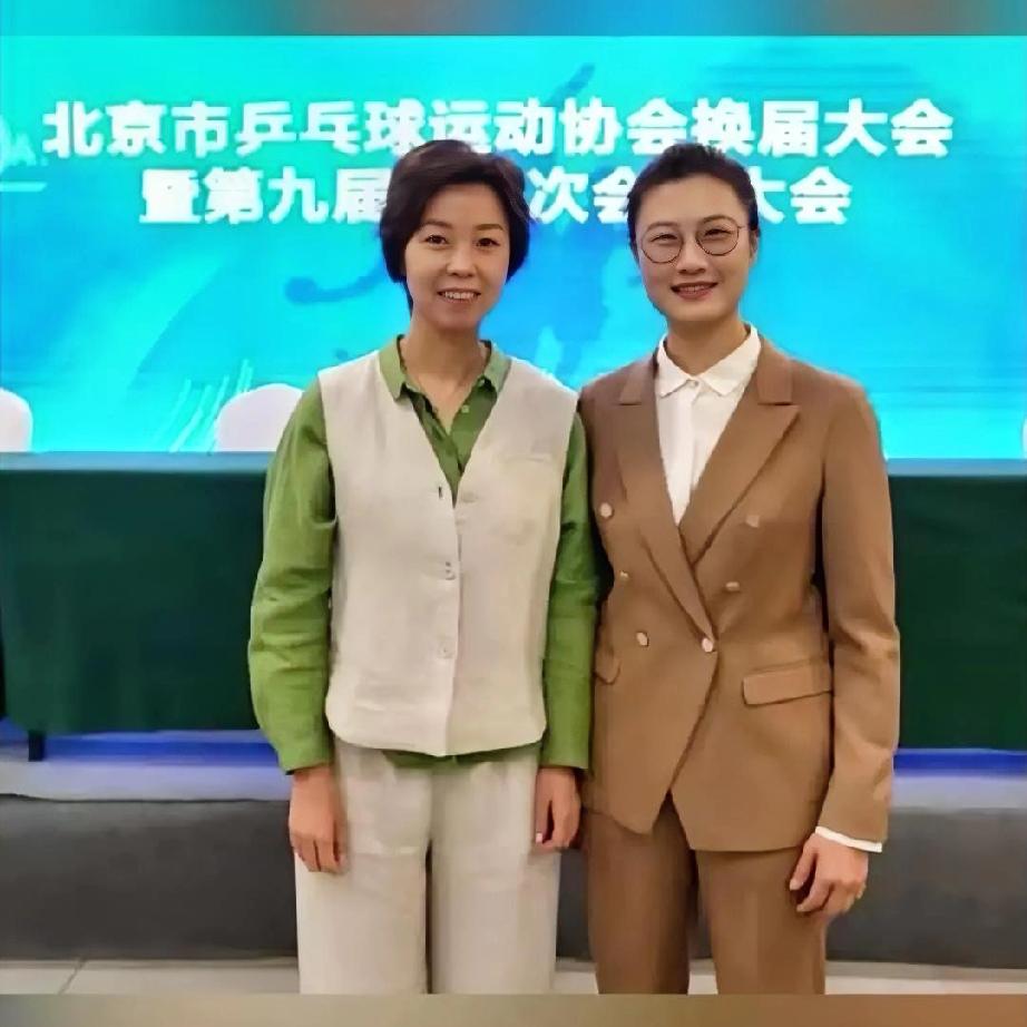 大宁：我要结婚了，你要不要做伴娘？要漂漂亮亮的哦小宁：我是唯一的伴娘？那必须去