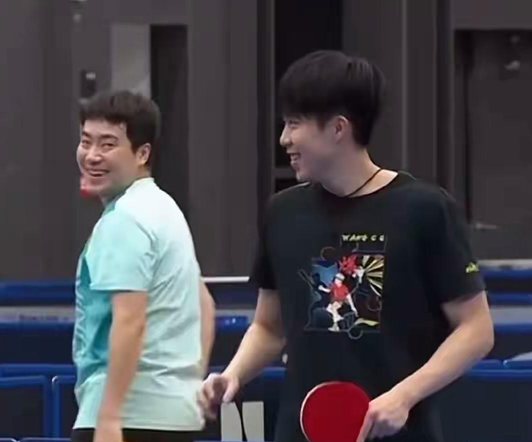 王楚钦：我进四强了梁靖崑：我也是王楚钦：我淘汰了姓林的梁靖崑：我也是
