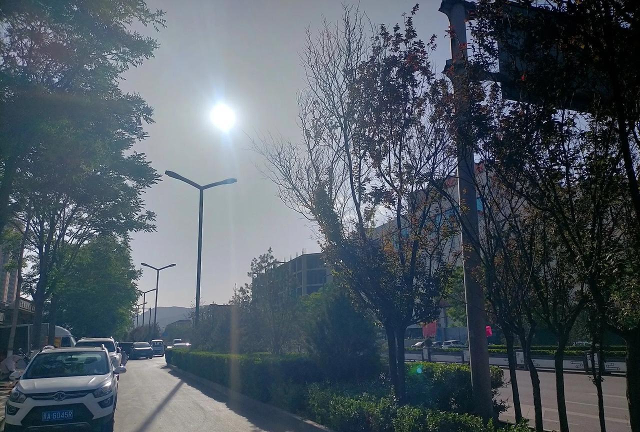 突然天气‘’猛热‘’，山西气温达到零上三十八度以上，是不是有什么异常情况发生？