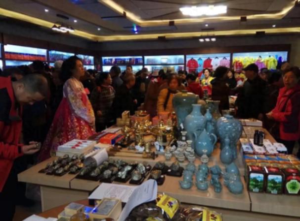 朝鲜98%出口商品卖给中国，可为什么市场上很难见到？原因其实很简单，他们出口的很