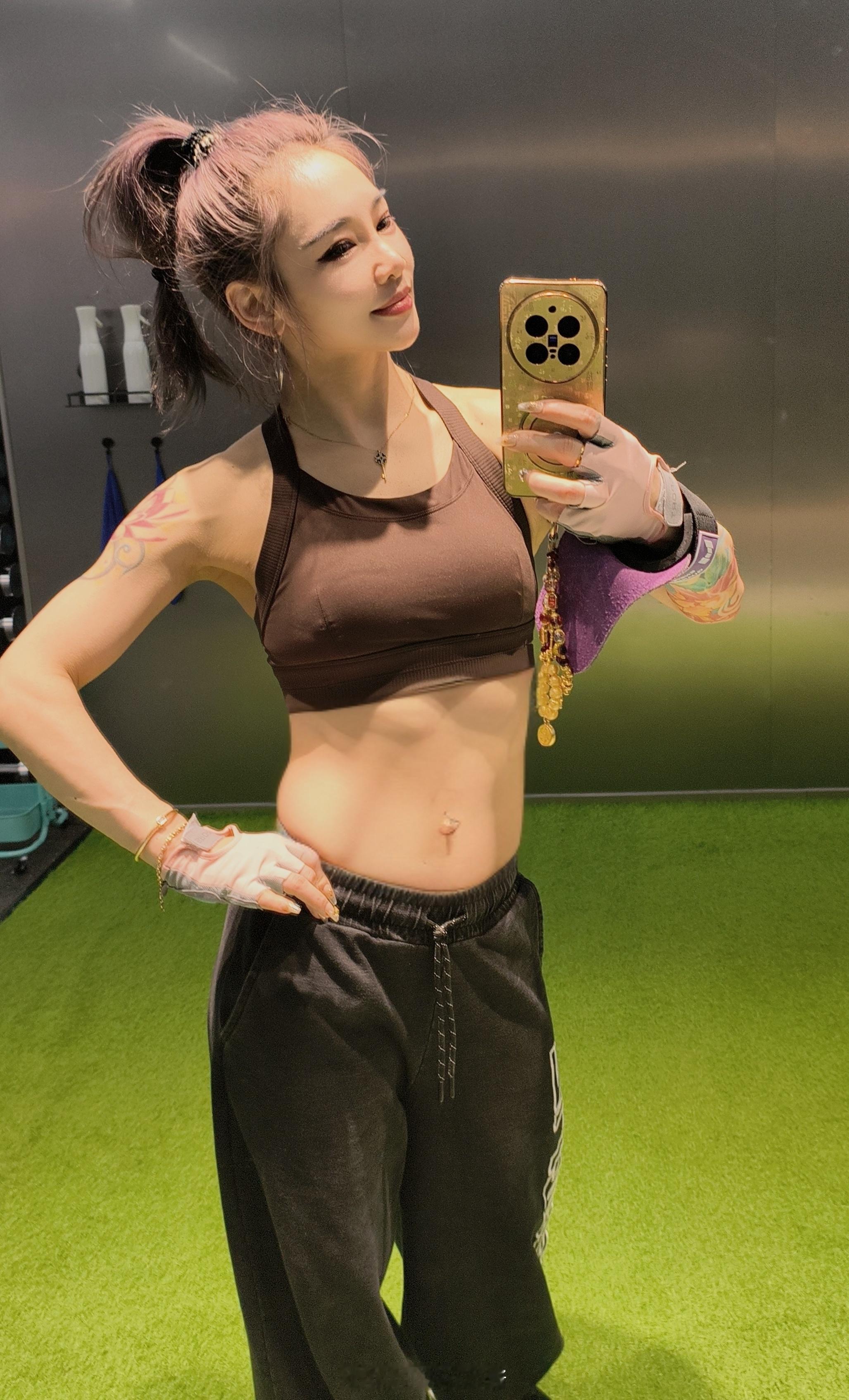 走呀！健身去不要假装努力，结果会告诉你答案我的日常plog微博健身健身