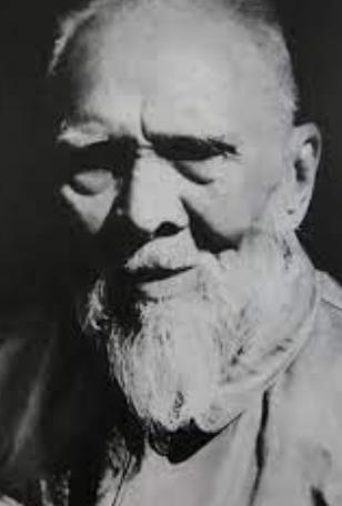 毛主席找到一个军火商买武器时，军火商对毛主席说：“钱拿回去，军火也拿回去