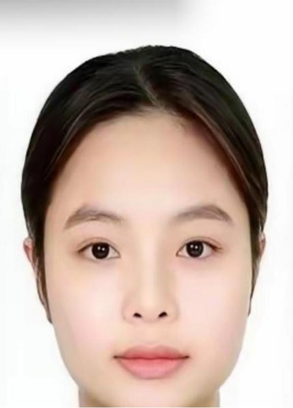 一个叫裴垂林的越南女孩，在云南大学读硕士。她干了一件让不少越南网友 “刷新三观“