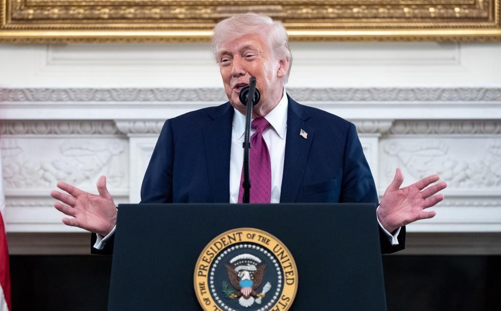 日本这次彻底回不了头了！就在昨天！日本突然毫无征兆地向全世界抛出一枚“重磅炸弹