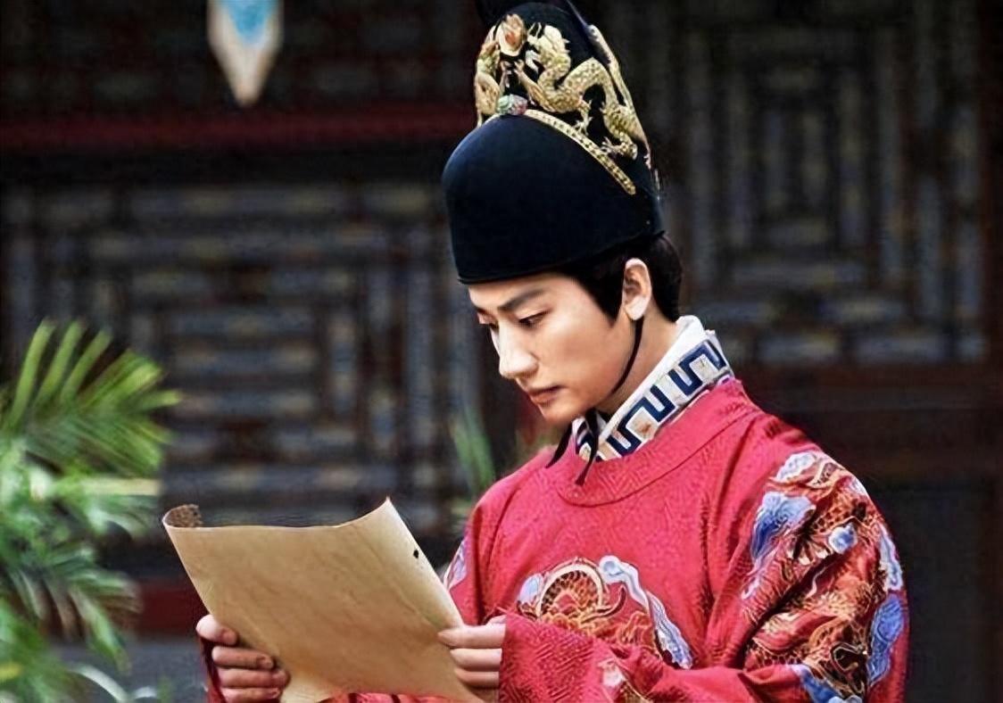 景泰八年春，明英宗朱祁镇通过夺门之变，夺走了皇位，把当了8年皇帝的朱祁钰降为郕王