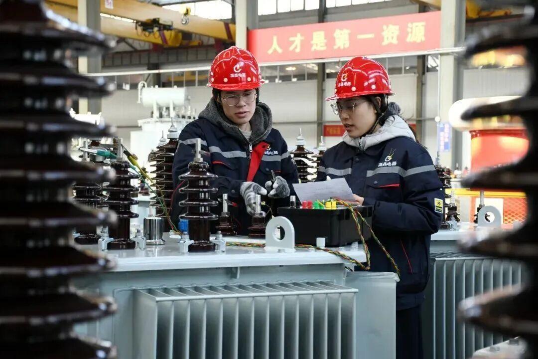 谁能想到马斯克未卜先知的能力，这么厉害。他的预言成真了！欧美开始抢变压器了，但中