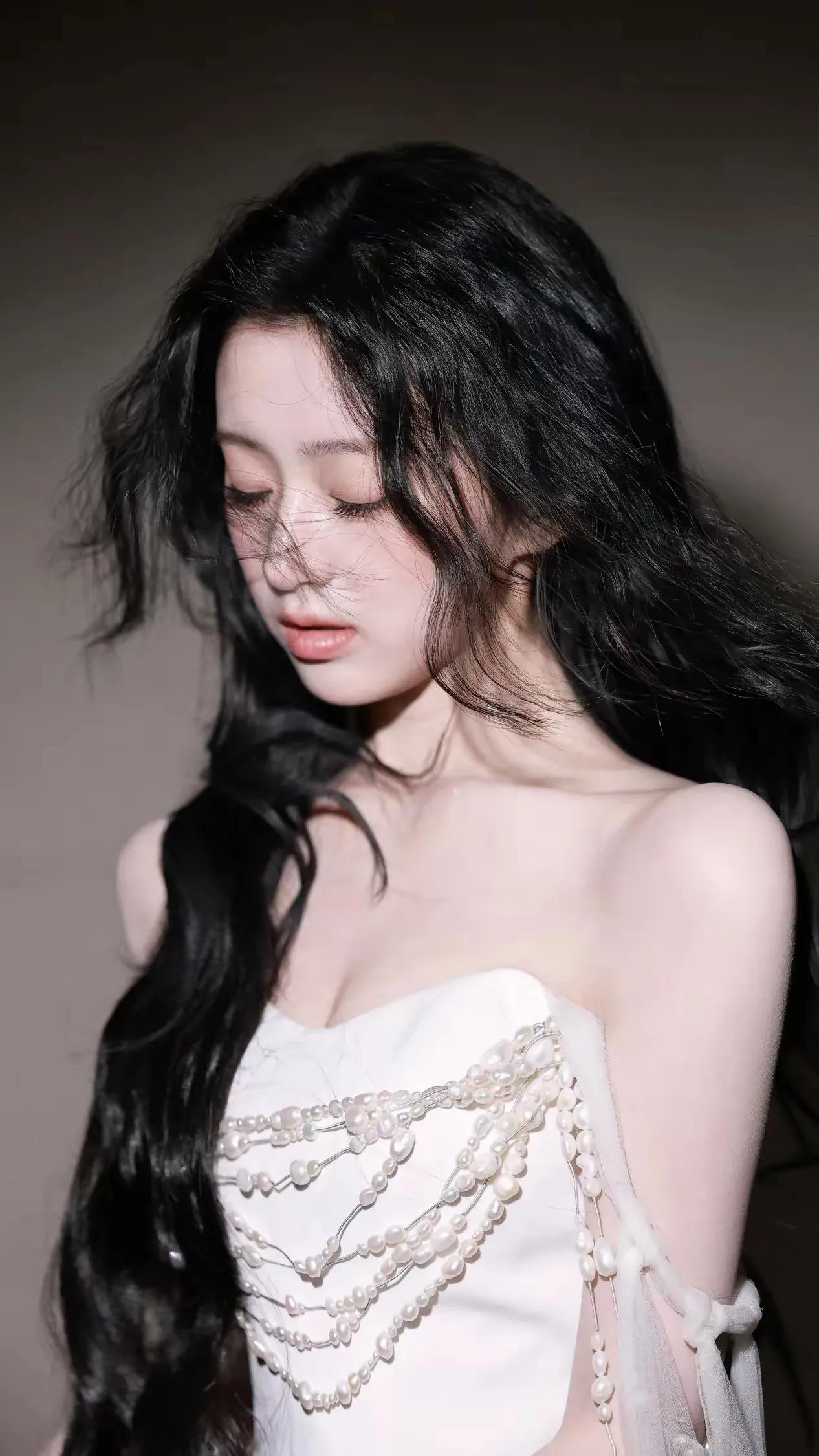 包上恩美图分享，清新自然，优雅美丽包上恩包上恩演技包上恩写真包上恩版黄蓉