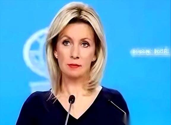 把“绝不先动手”写进宪法里？！我看到这消息，第一反应是，毛熊这是被逼到什么份上