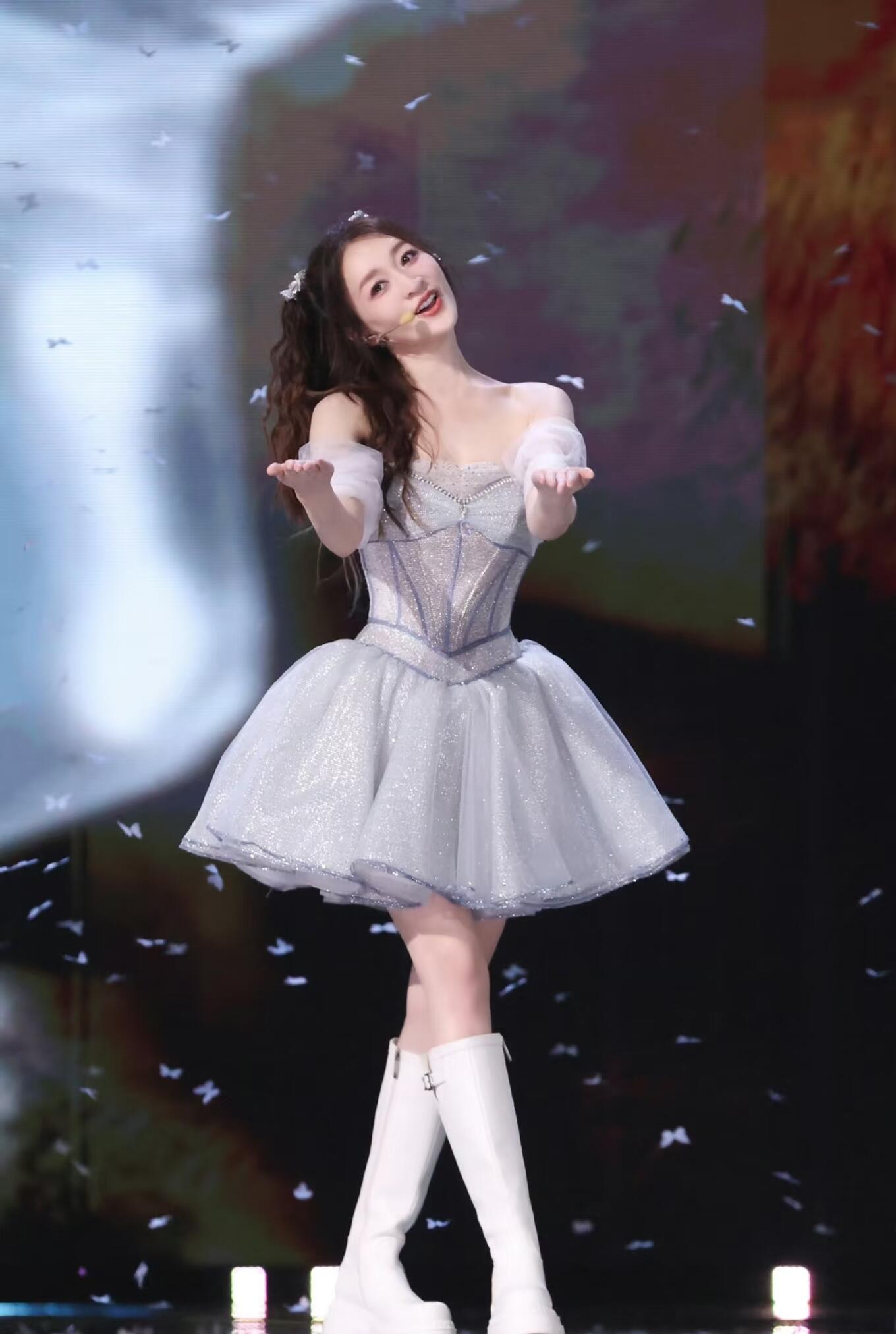 我要是50岁能有这个状态我做梦都能笑醒！