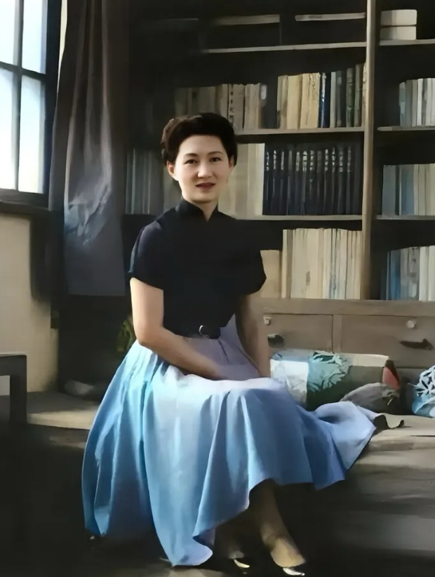 下图是<em>赵四小姐</em>的真实容貌，说实话，在一众民国佳人里，她的颜值并不算出众。公正地讲