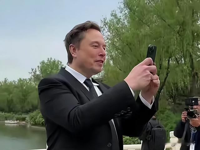 马斯克带娃来中国不是谈生意是来给中国非遗当代言人！这哪里是把美货带到中国啊，