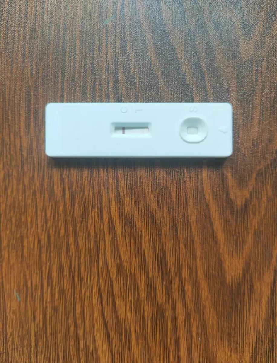 这几天月经迟了，鬼使神差就买了根验孕棒，明知道老公是无精症，第一胎都是折腾了好久