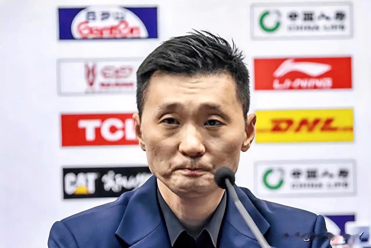 新疆球迷终于道出掏心窝子的话！如果新疆男篮能换教练，他们愿意自费承担首年薪