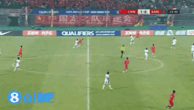 中国男足小将邝兆镭险些致敬球王梅西！在今天进行的一场U17亚洲杯预选赛最后一轮中