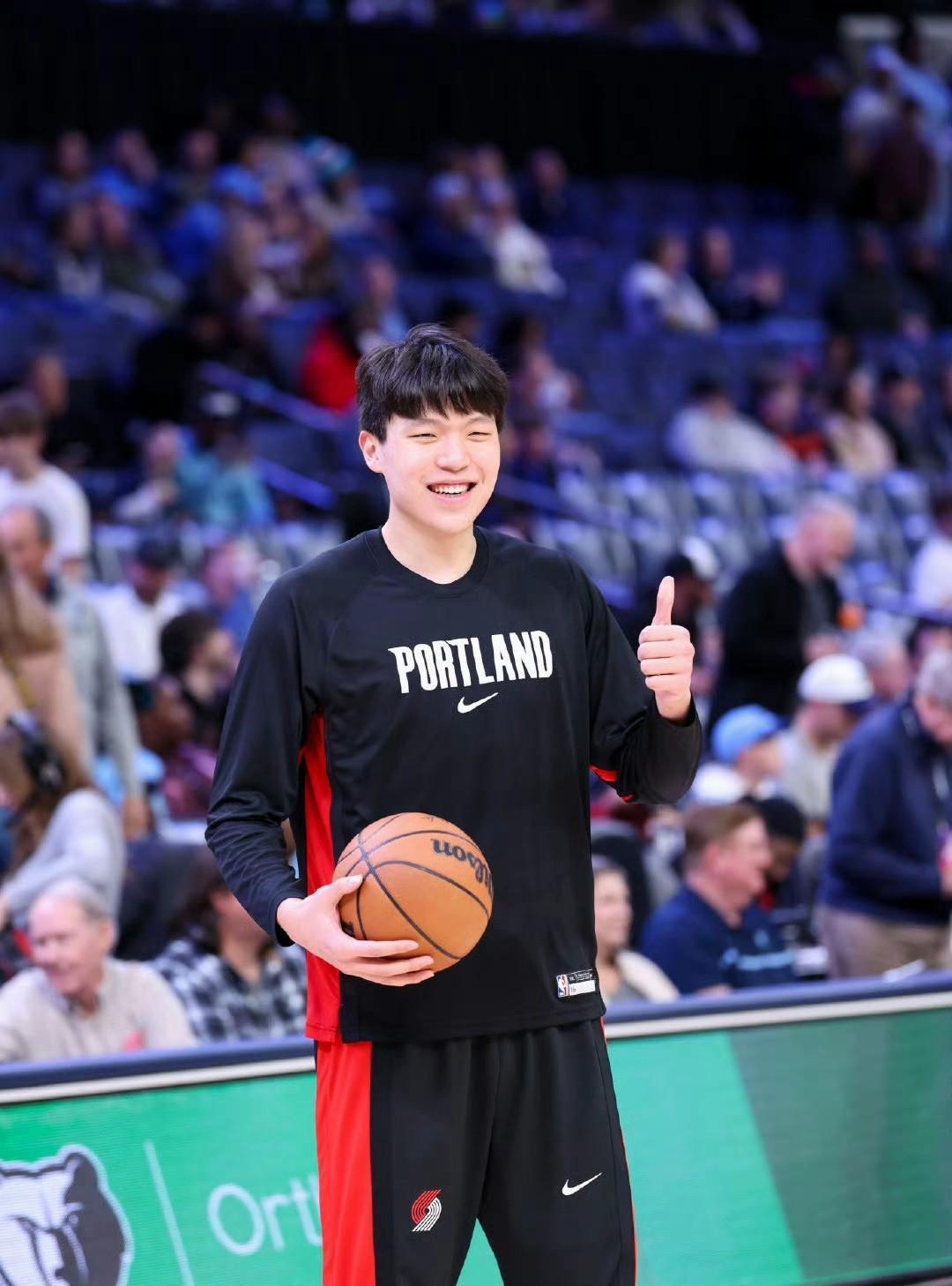 别拿语言当遮羞布！杨瀚森的低迷，借口救不了场说得没毛病吧？拓媒谈杨瀚森的观点堪