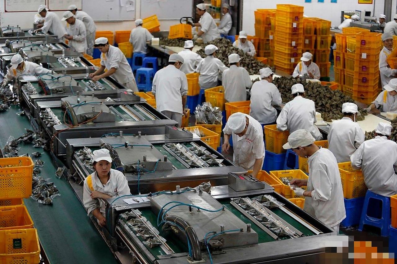 最近听说了一个挺有意思的观点，如果欧美国家长期对越南和印度免除关税，不出十年，那