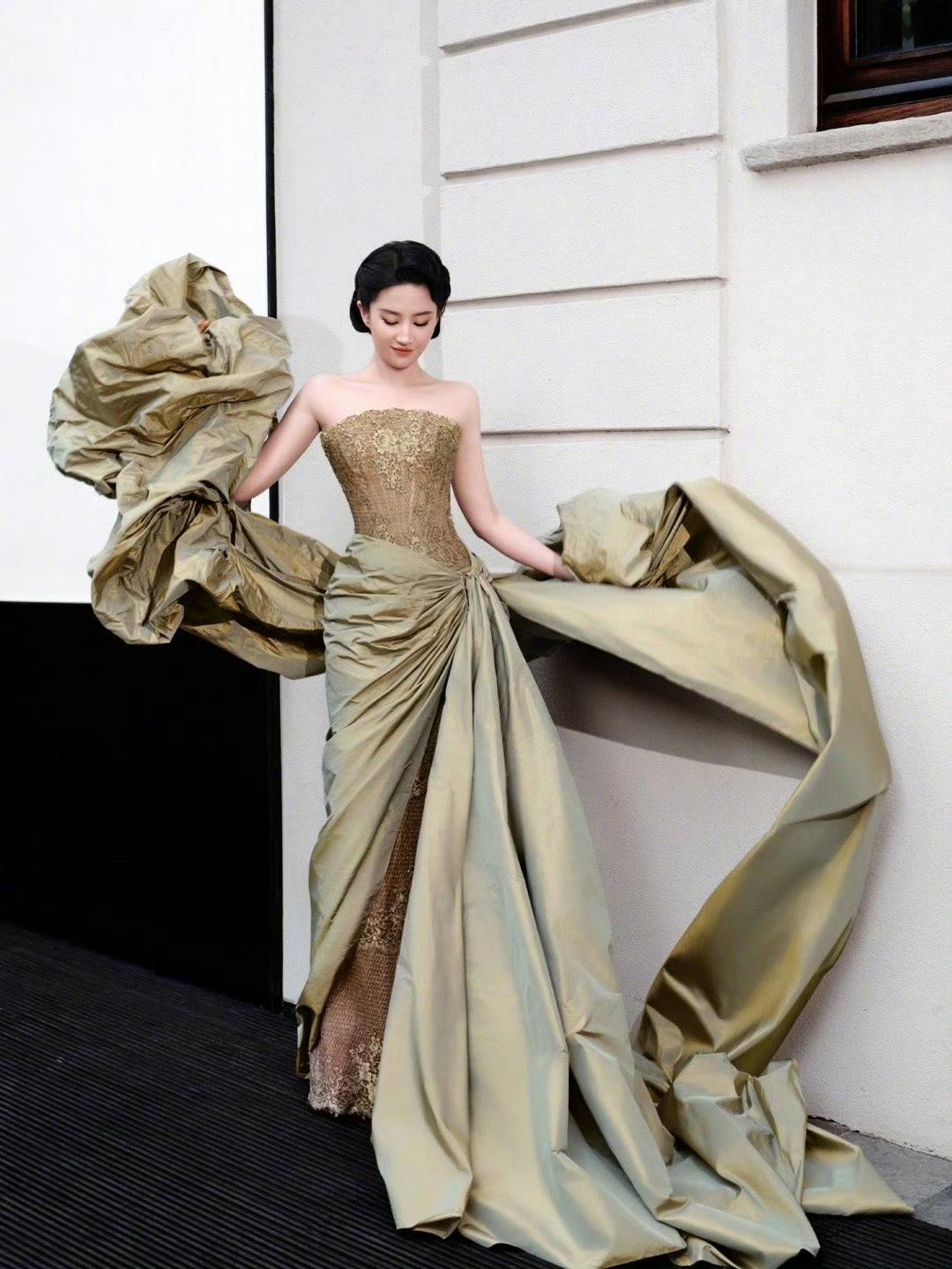 笑疯！张凌赫得知热巴白宇退出《开推4》，反应也太真实了🤣谁懂啊！张凌赫听