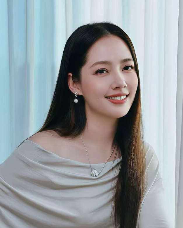 郭碧婷彻底摊牌和向佐长期分居直言他管好儿女就行娱乐圈的婚姻百态，郭碧婷和向佐