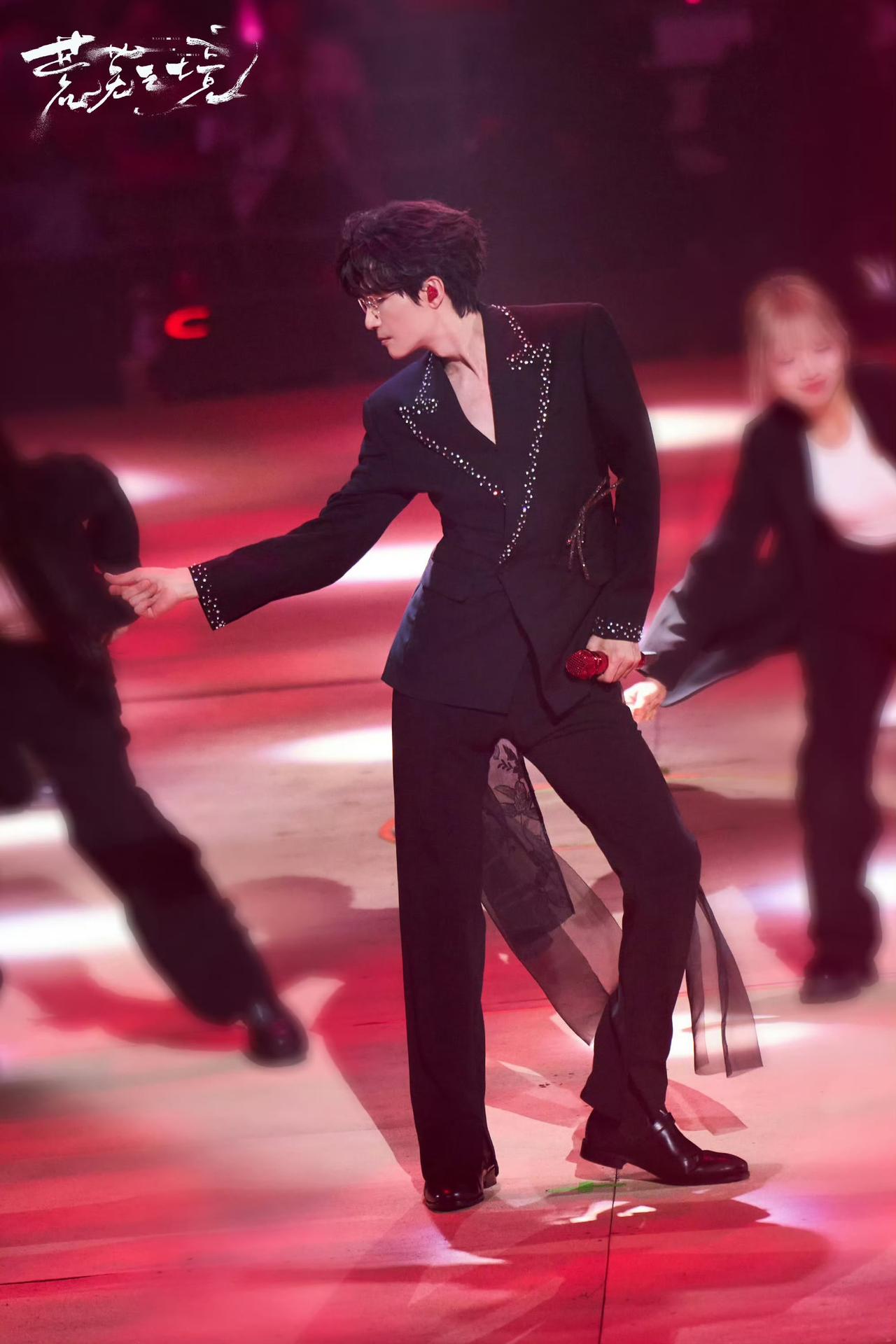 关于陈楚生为啥没参加快乐老友记短剧拍摄？我来说说自己比较浅薄的猜测。因为没有